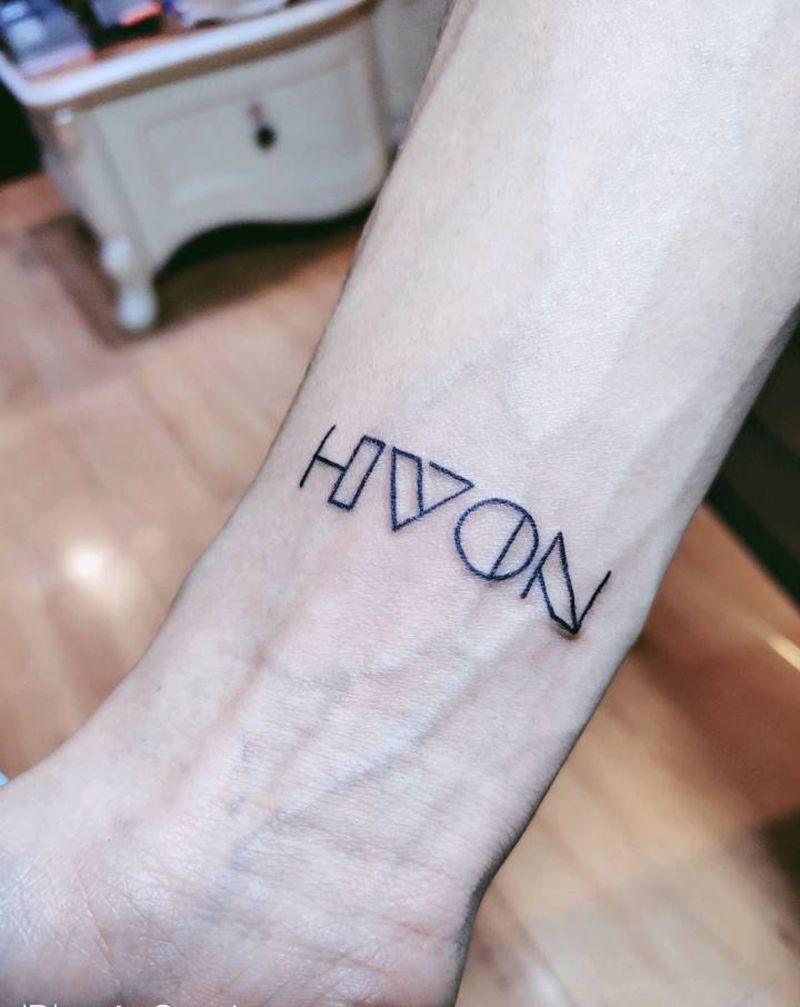 小图纹身图片_手部纹身图案