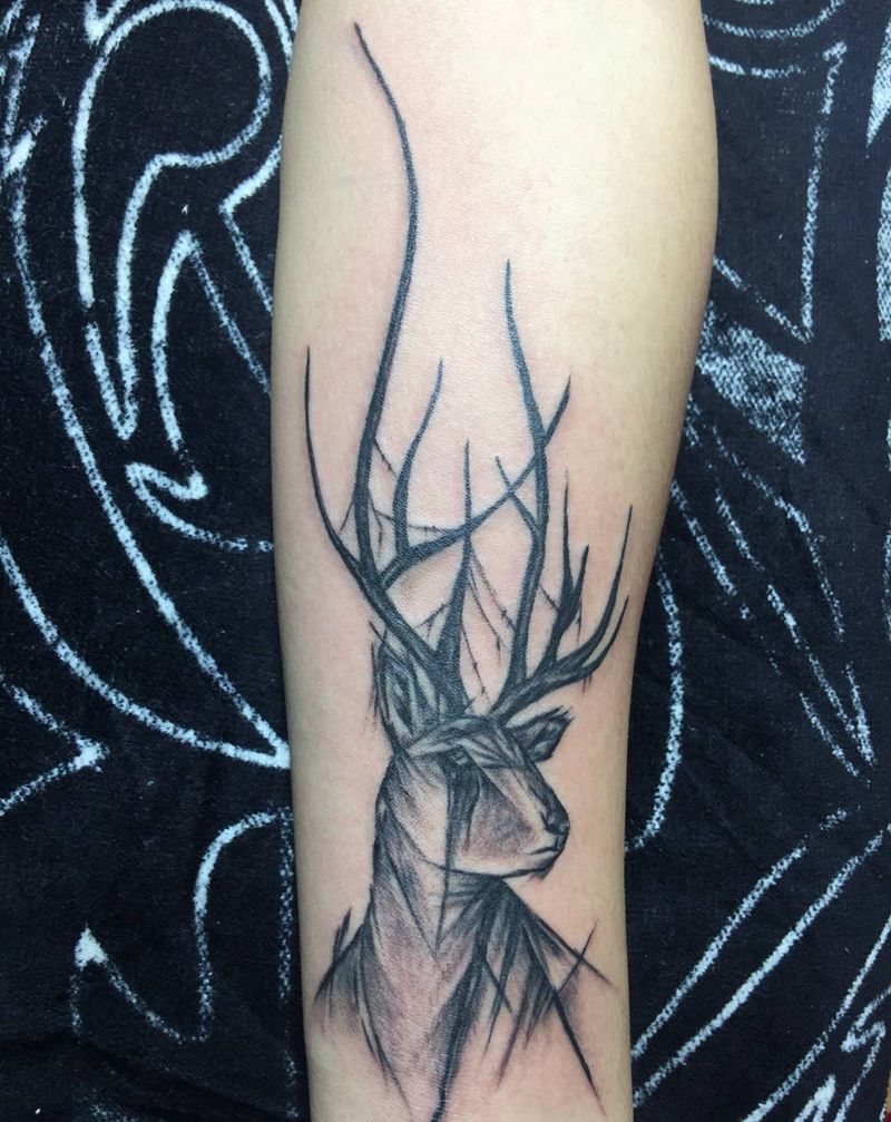 鹿纹身图片