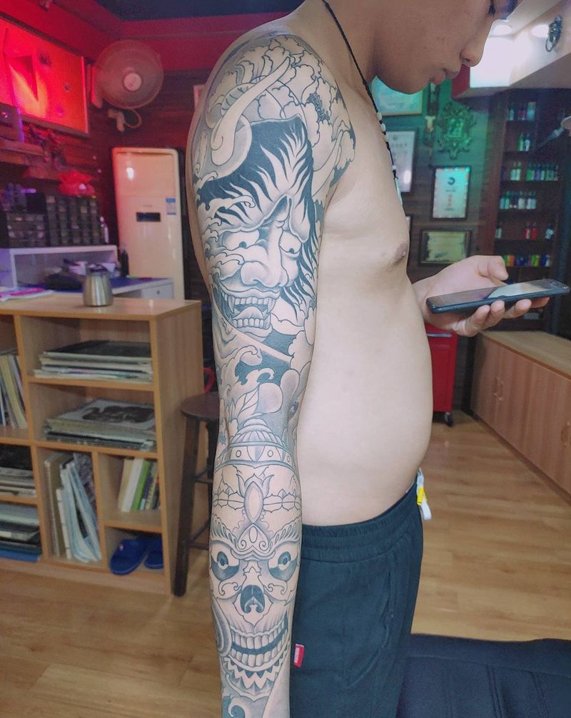 花臂纹身图片_手臂纹身图案