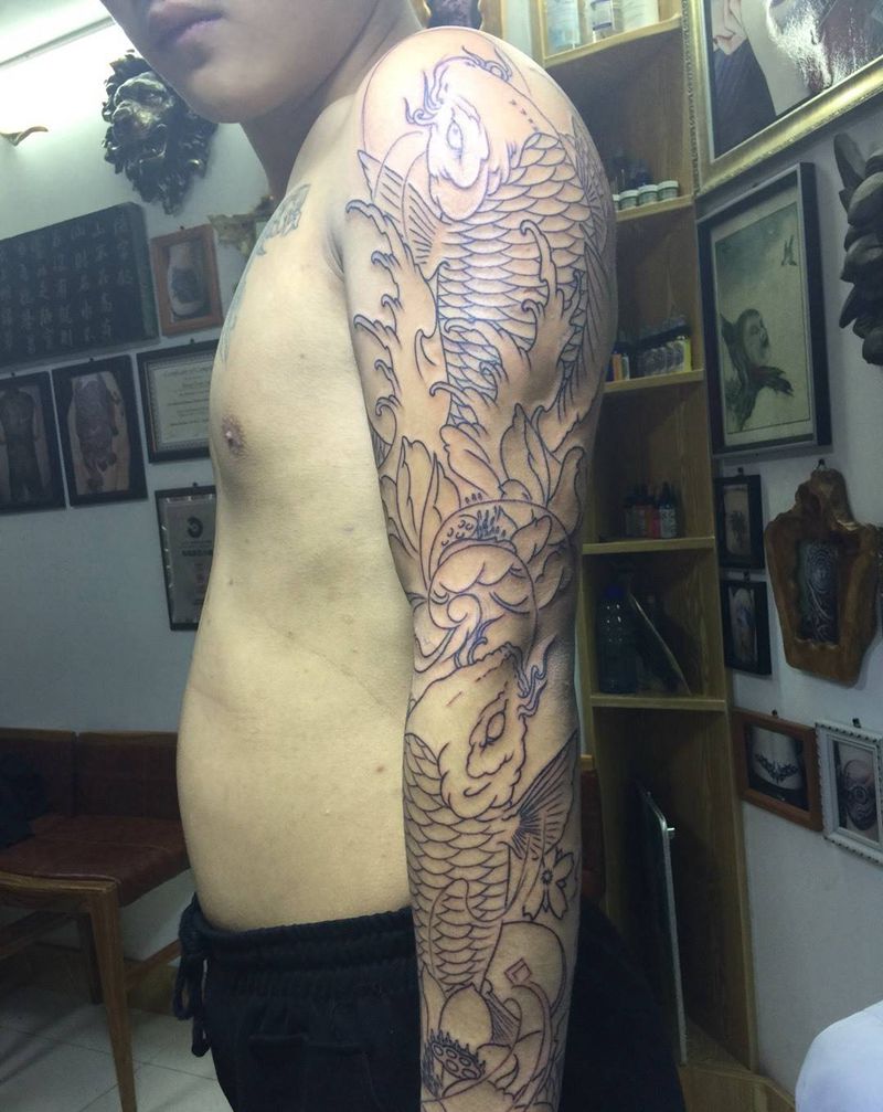 花臂线条纹身图片