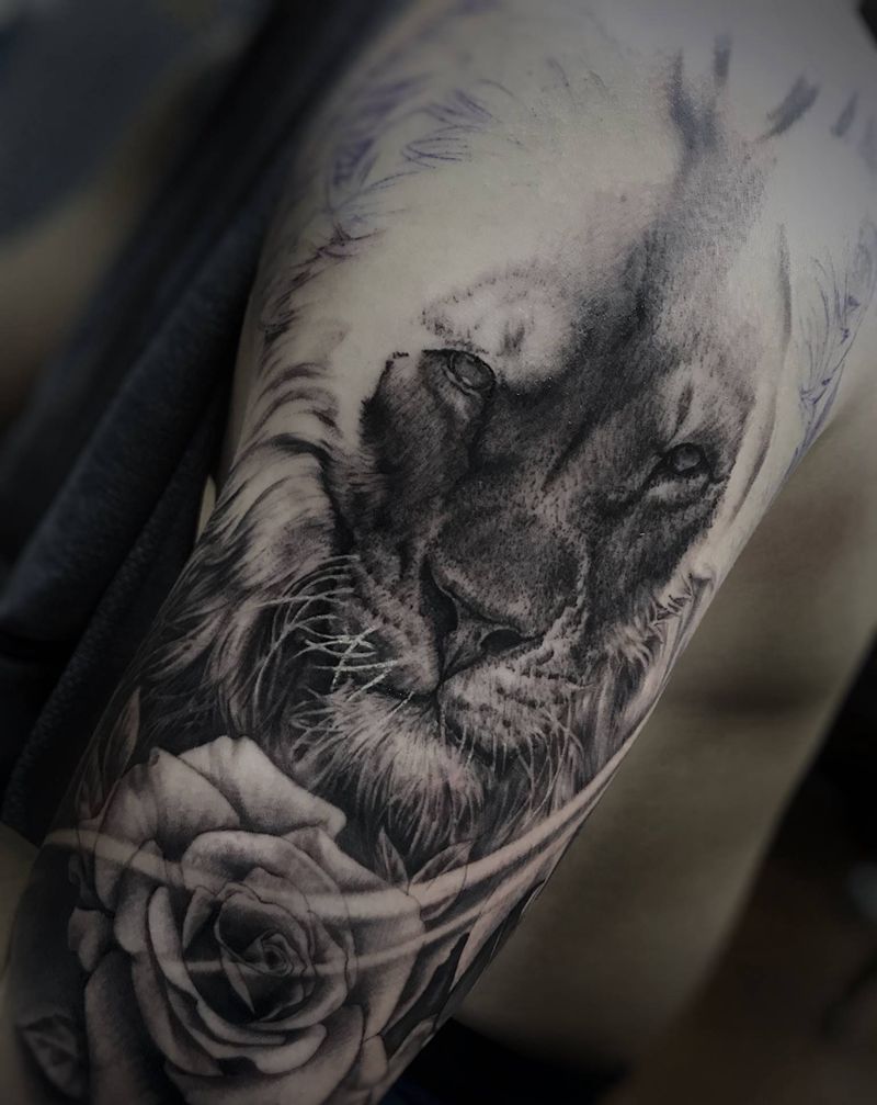 狮子纹身图片_手臂欧美写实动物纹身图案