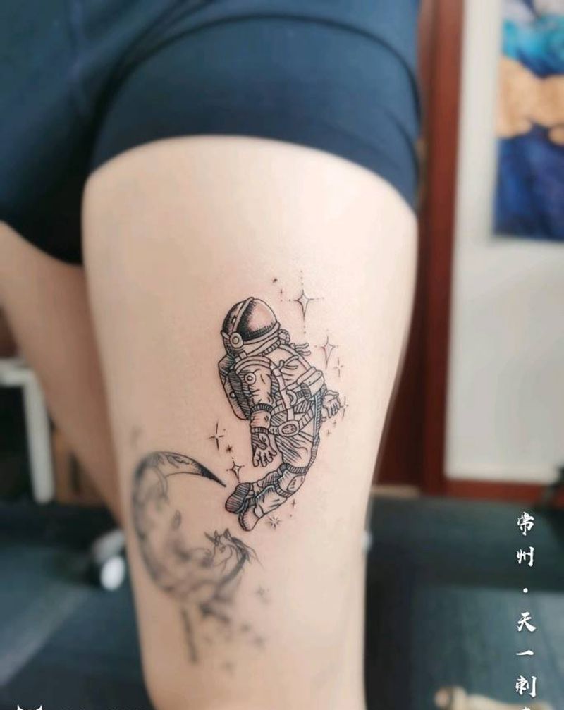 宇航员纹身图片_腿部点刺几何纹身图案