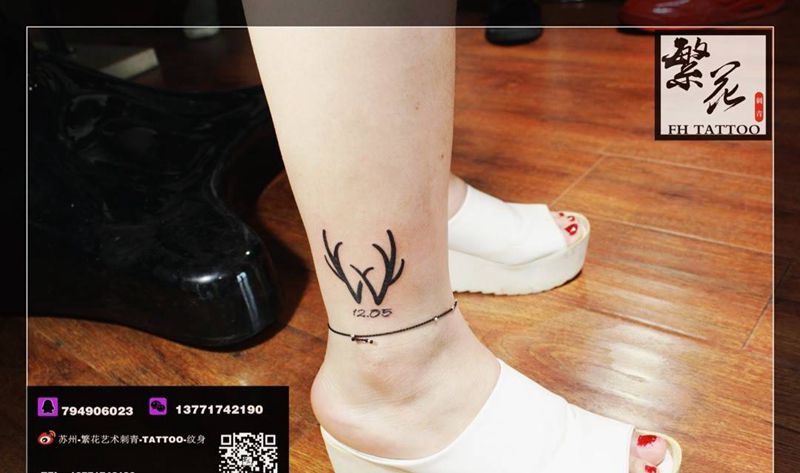 小作品鹿角英文雨伞纹身图片_手臂成品脚部腿部字符几何纹身图案