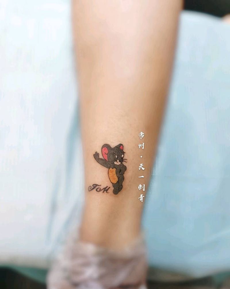 Tom纹身图片_腿部水彩纹身图案