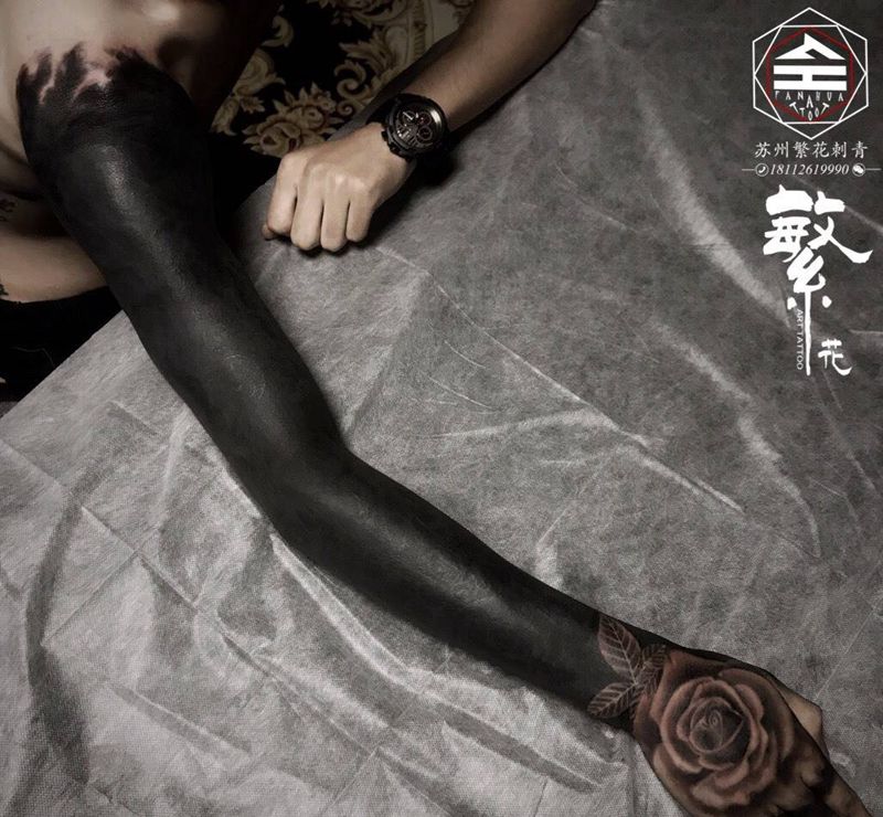 黑臂纹身图片_成品手稿手臂原创黑臂欧美传统写实纹身图案