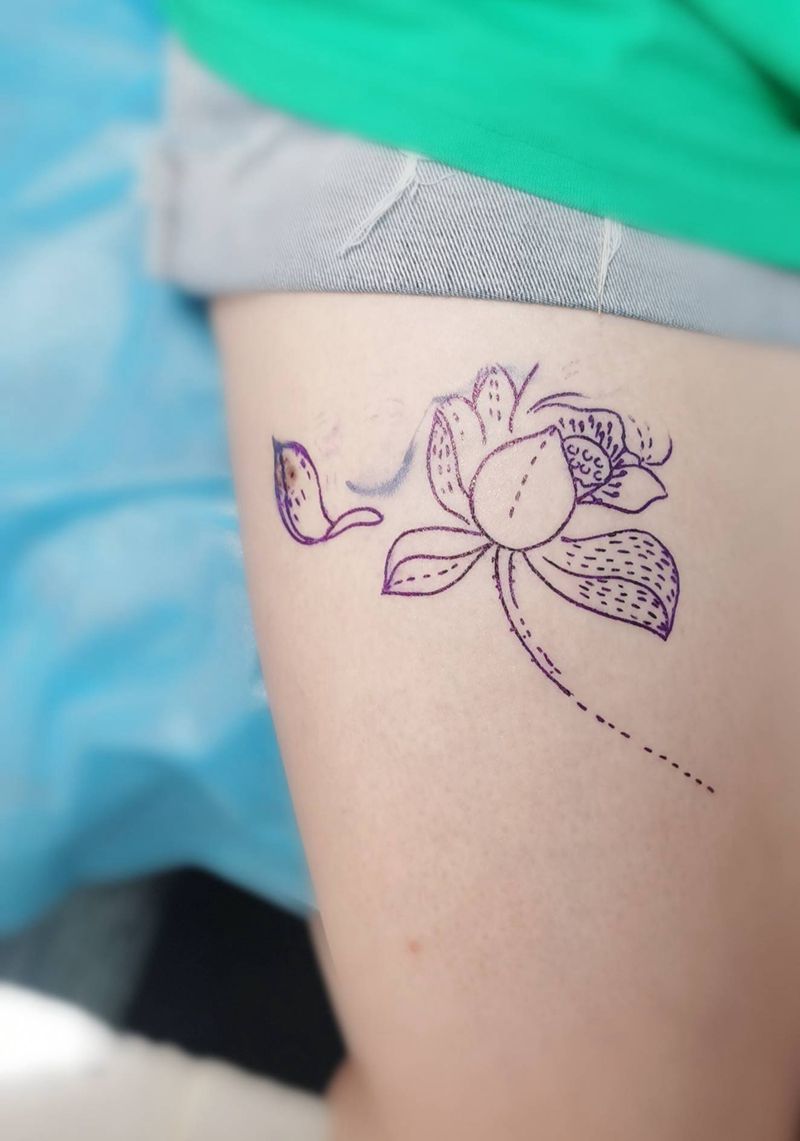 水彩荷花纹身图片_腿部水彩水墨纹身图案