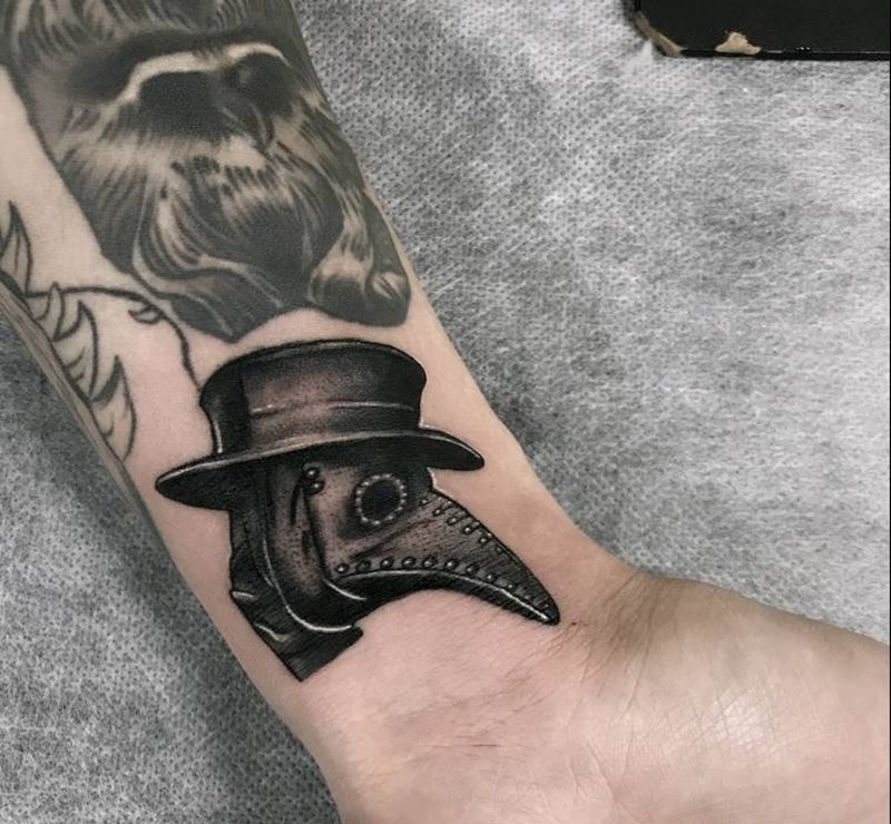 面具纹身图片_手臂New School纹身图案