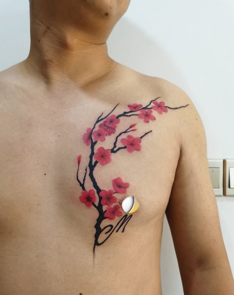 梅花纹身图片_胸部水墨纹身图案