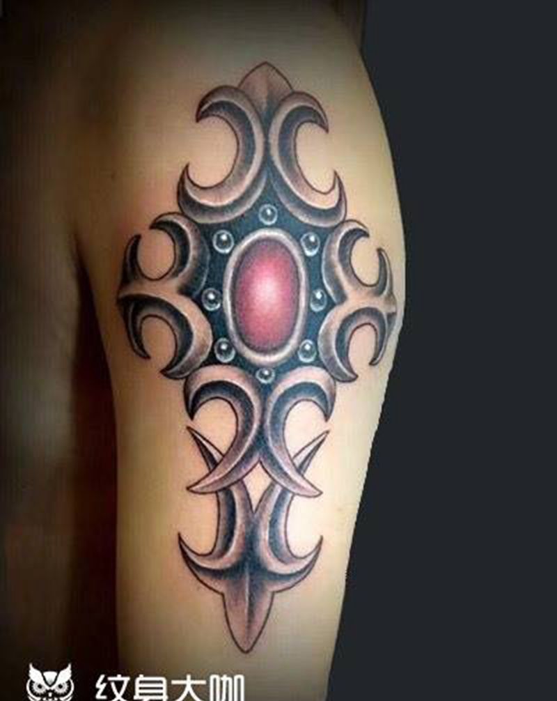 十字架纹身图片