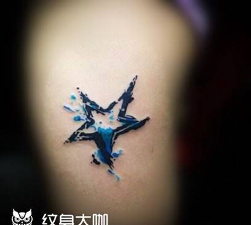 五角星纹身图片