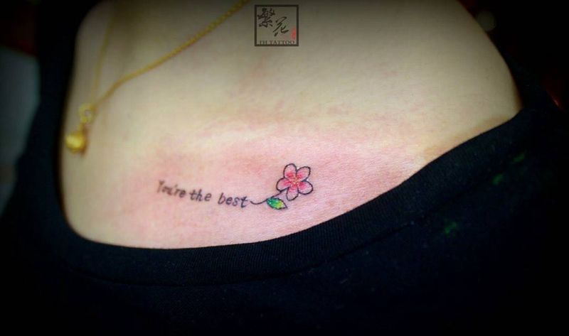 胸口花纹身图片_成品手稿清新植物纹身图案