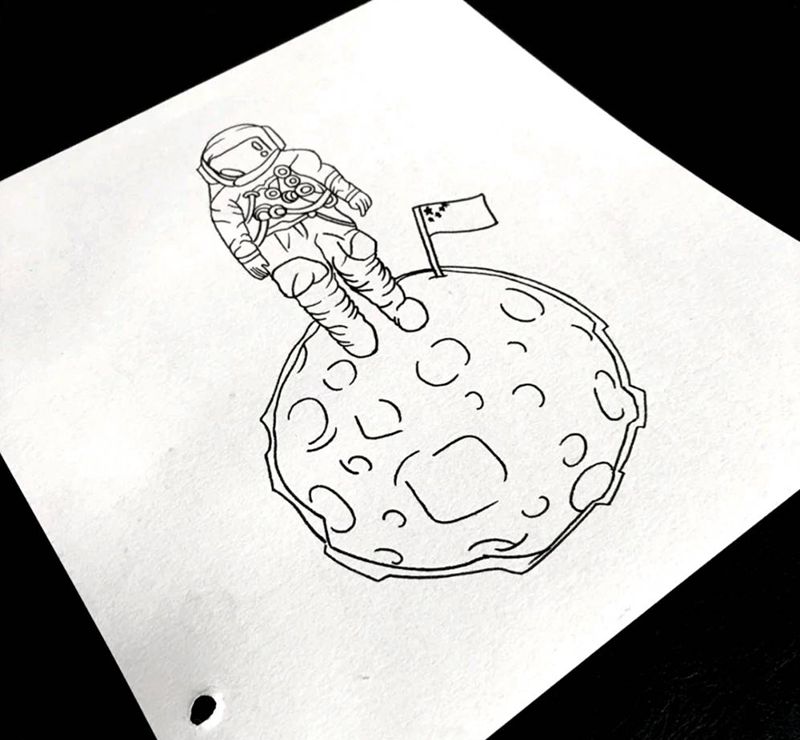 孤独的宇航员纹身图片_手臂腿部几何点刺纹身图案