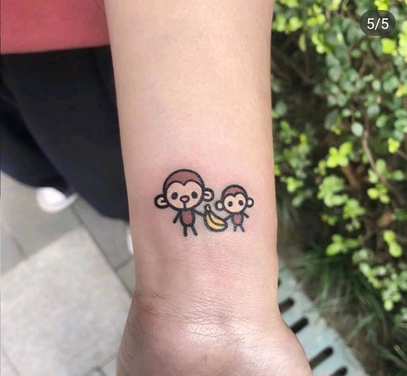 可爱猴子纹身图片_手部New School纹身图案