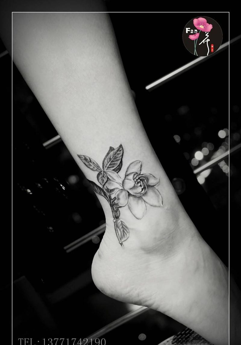 茉莉花开纹身图片_手稿成品腿部脚部写实植物纹身图案