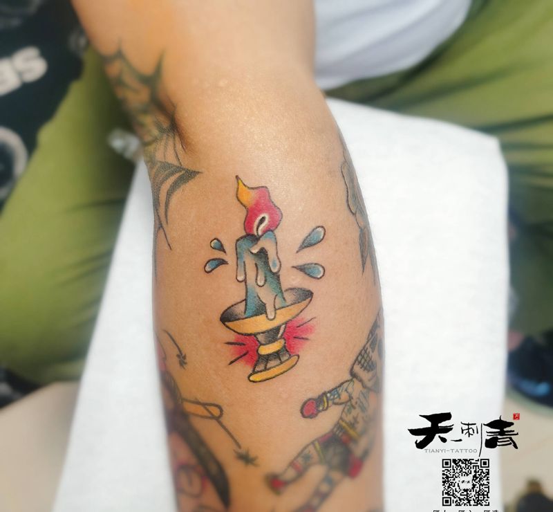 填空纹身图片_手臂Old School纹身图案