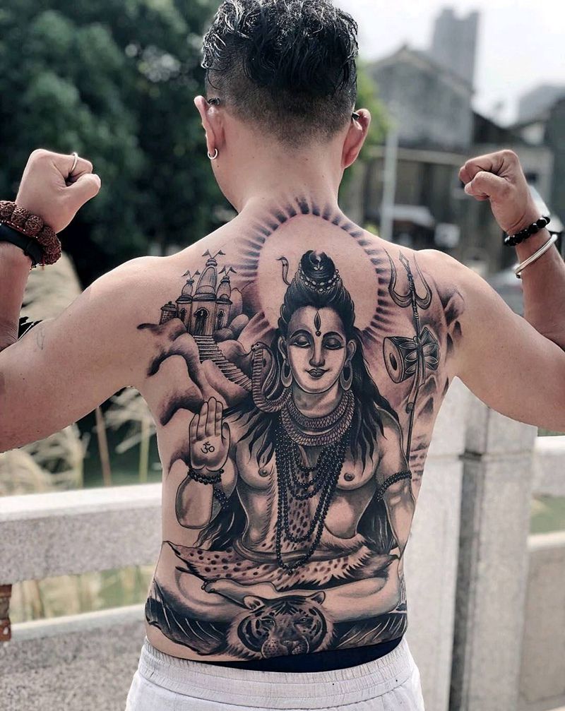 湿婆纹身图片_背部纹身图案