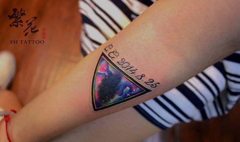 胎记改星空纹身图片_成品手稿手部手臂清新欧美习俗写实静物原创纹身图案