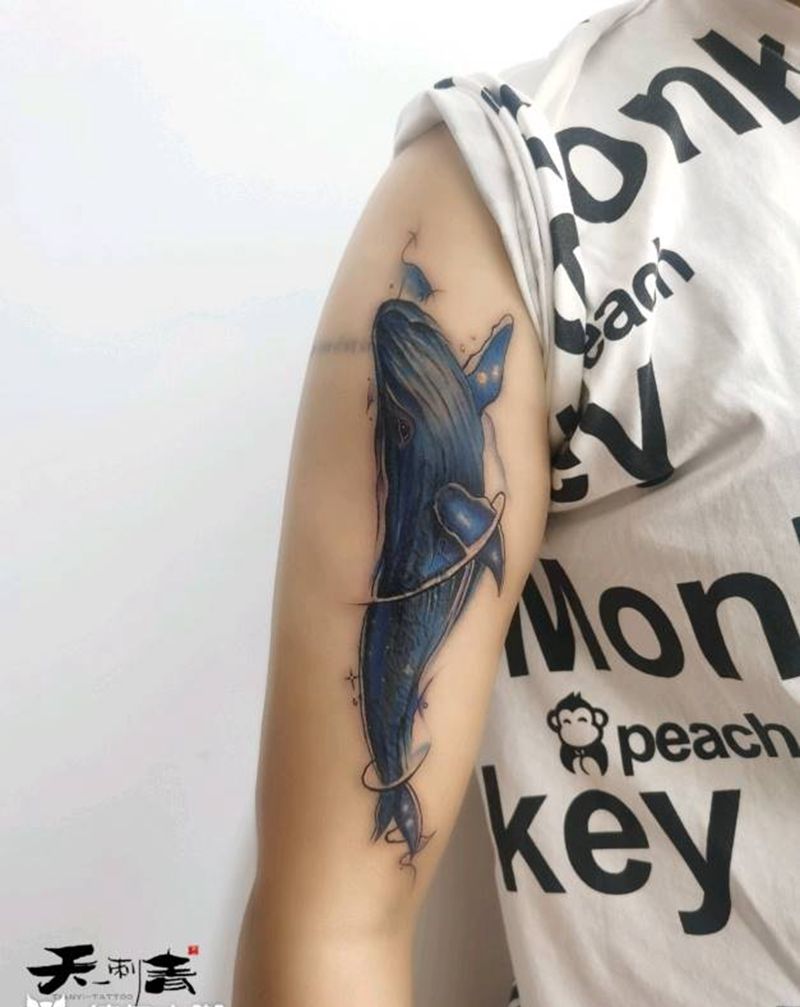 鲸鱼遮盖！纹身图片_手臂水彩纹身图案
