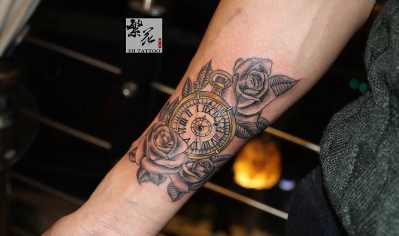 怀表纹身图片_成品手臂静物纹身图案