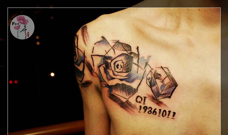 花半胛纹身图片_成品手稿胸部肩部欧美几何植物静物纹身图案