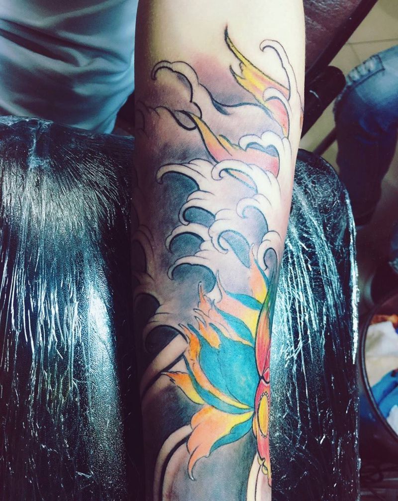 鲤鱼包手臂纹身图片