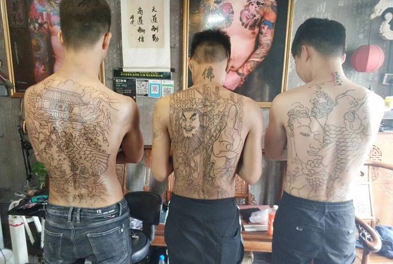 线498花臂满背纹身图片