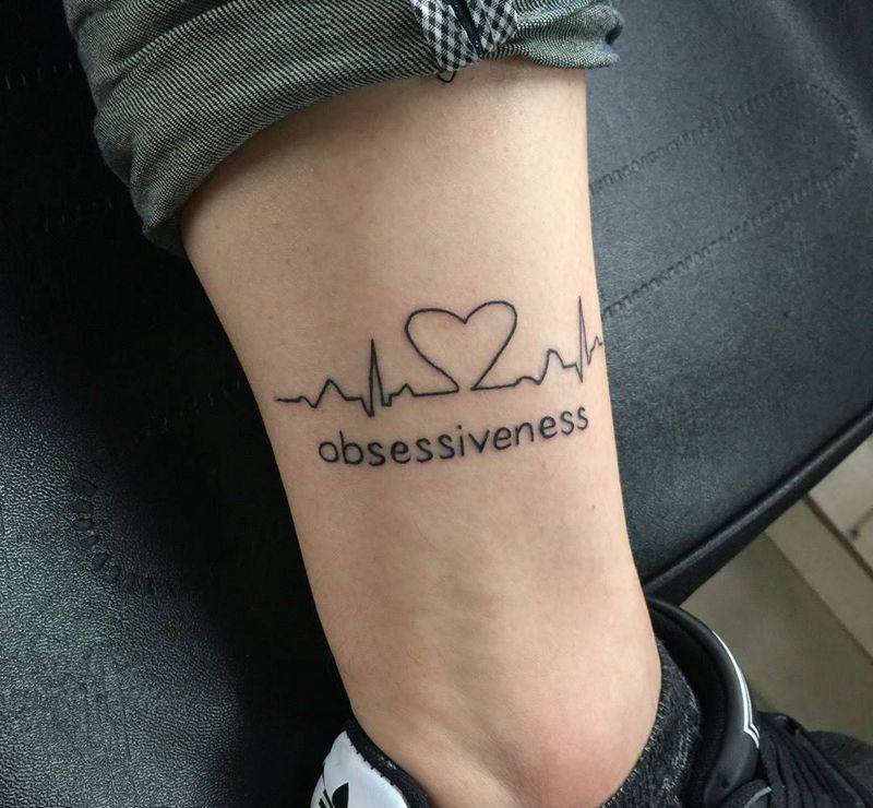 小清新纹身图片_颈部肩部胸部腰部背部手臂脚部手部清新字符纹身图案