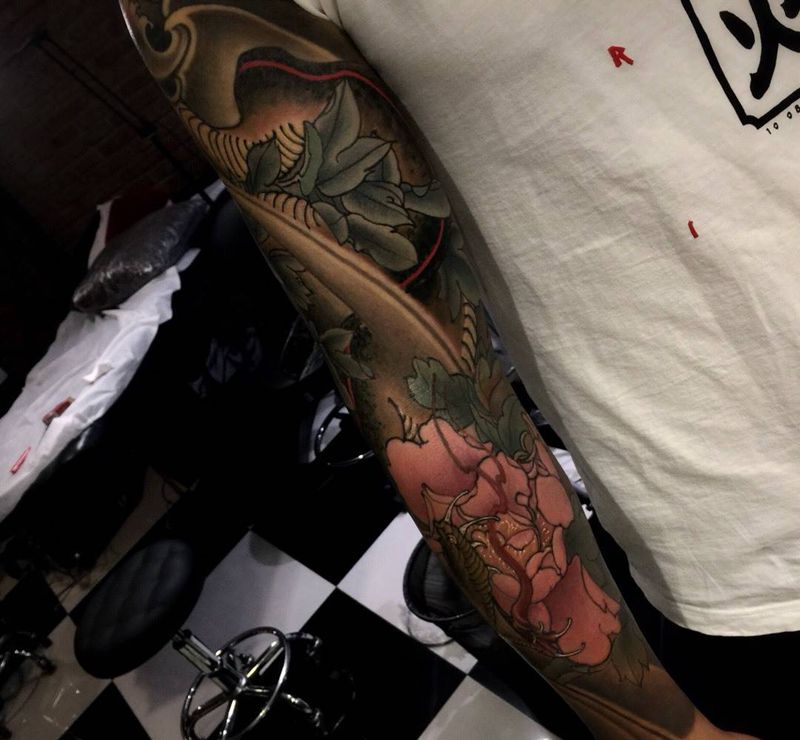 蛇纹身图片_成品手臂传统动物纹身图案