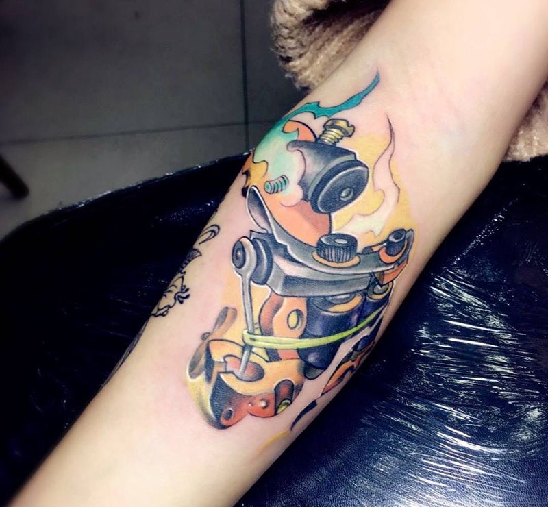 school纹身机一把纹身图片_成品手臂腿部肩部背部欧美静物清新腹部手部纹身图案