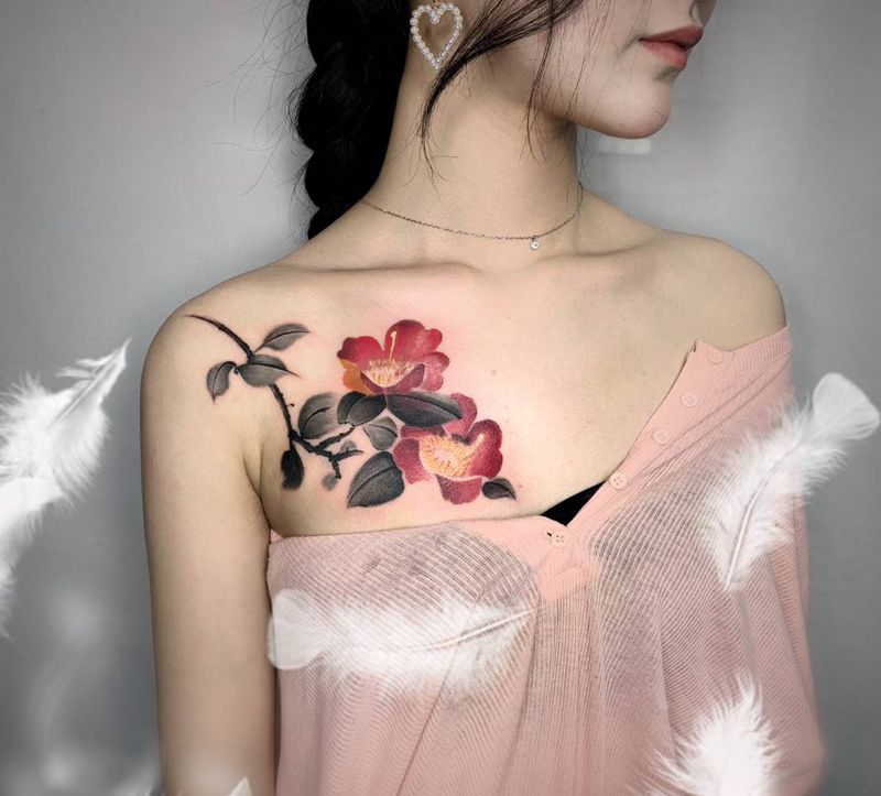 遮盖纹身图片_肩部胸部水墨水彩纹身图案