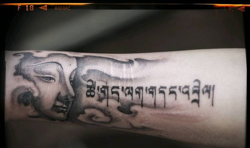 携手一生纹身图片_手臂传统字符宗教成品纹身图案