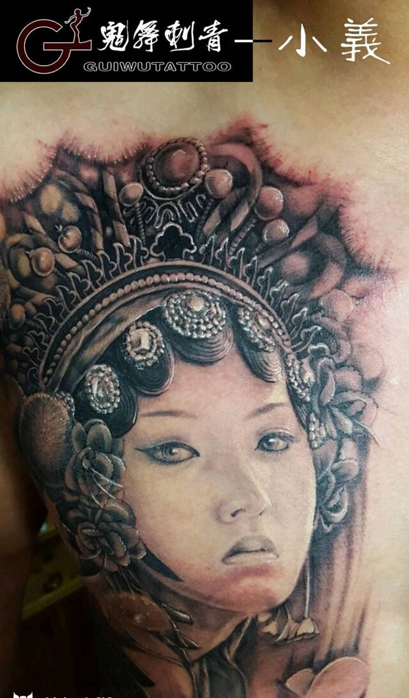 首席驻店师小义作品纹身图片