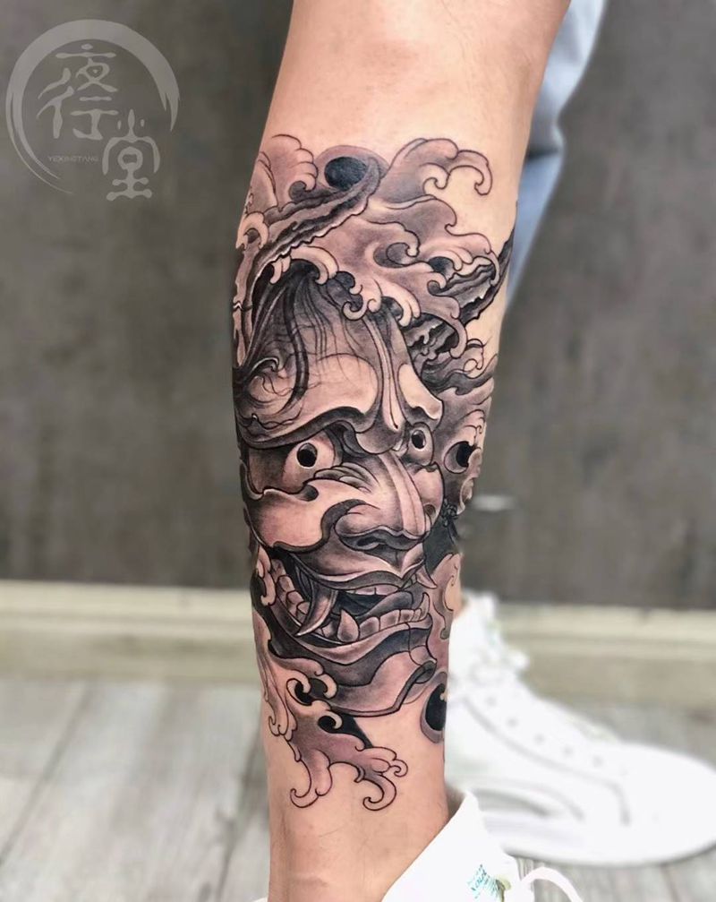 般若纹身图片_腿部老传统纹身图案