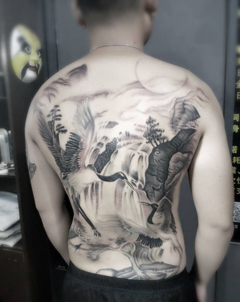 松鹤山水未完成纹身图片_成品背部传统清新动物植物静物纹身图案