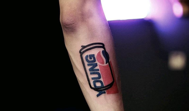 百事可乐 年轻无限纹身图片_手臂新传统重彩纹身图案