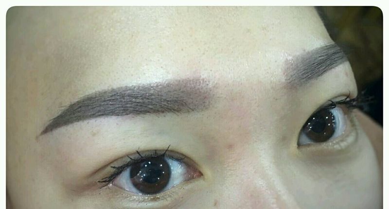 雾眉纹身图片_清新半永久成品纹身图案