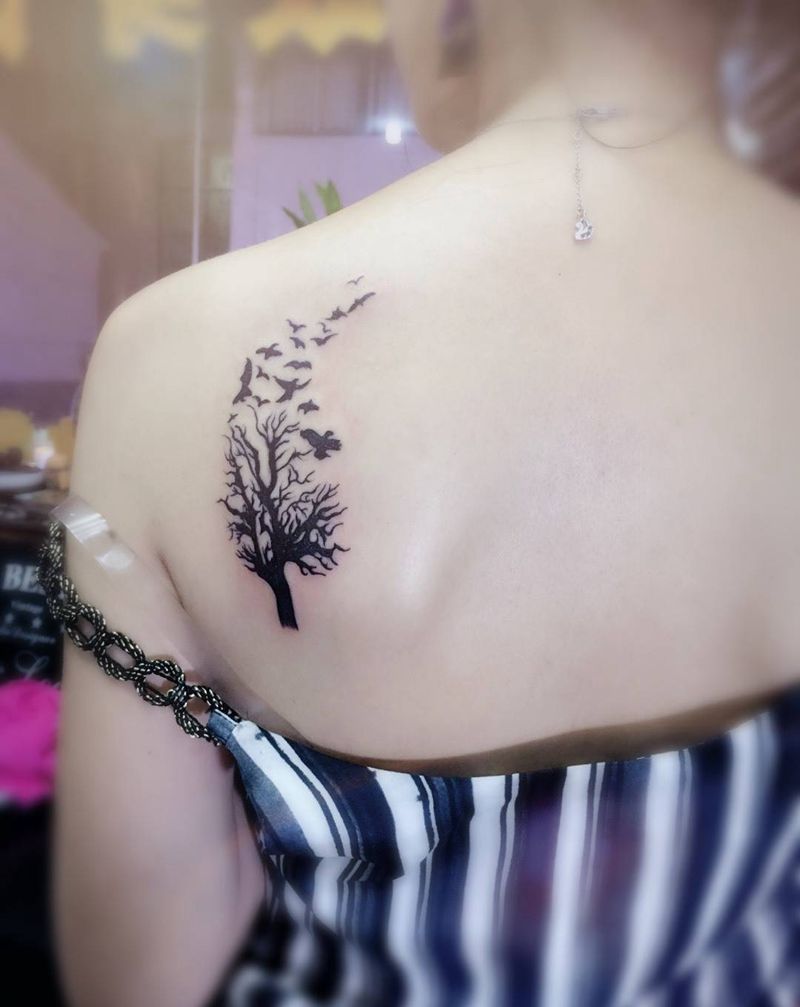 后肩纹身图片_成品腹部背部清新动物纹身图案