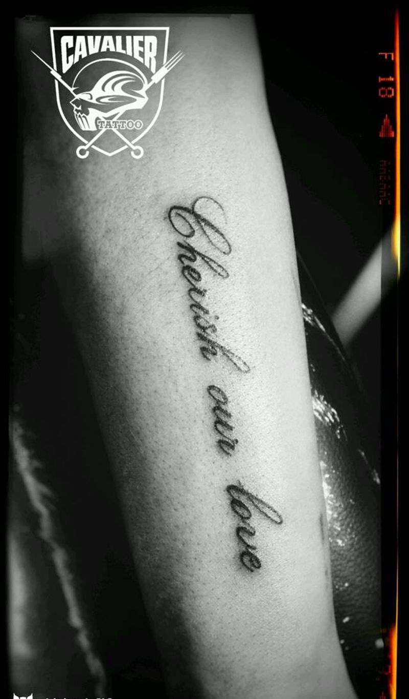 英文小字母纹身图片_手臂清新字符成品纹身图案