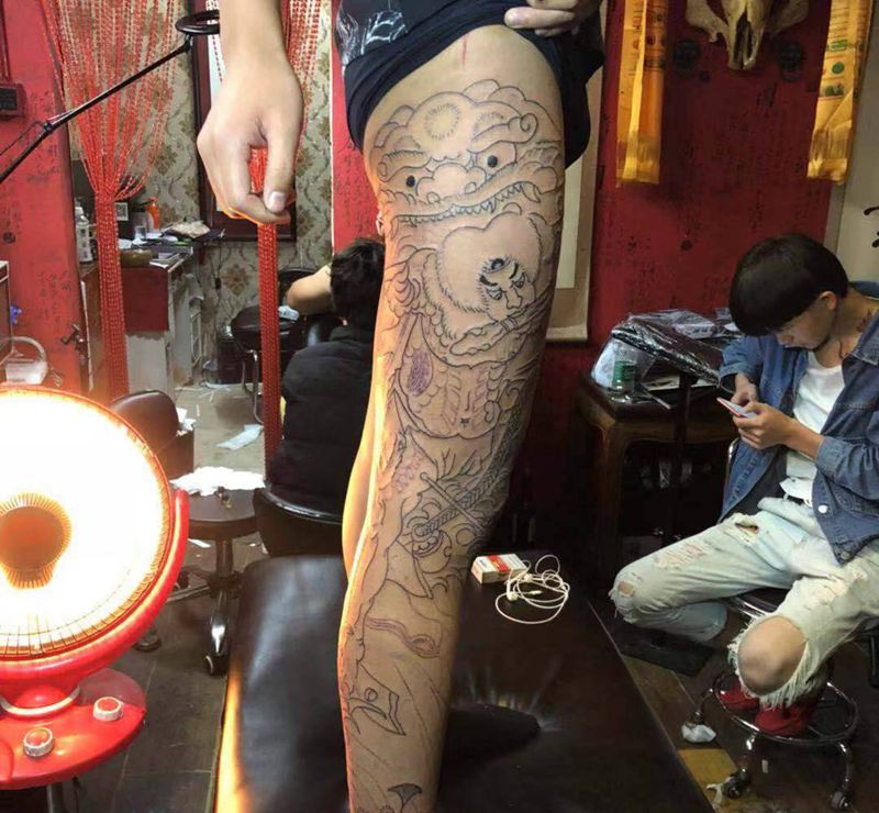 线作品价格超低活动价纹身图片_背部腿部新传统老传统纹身图案