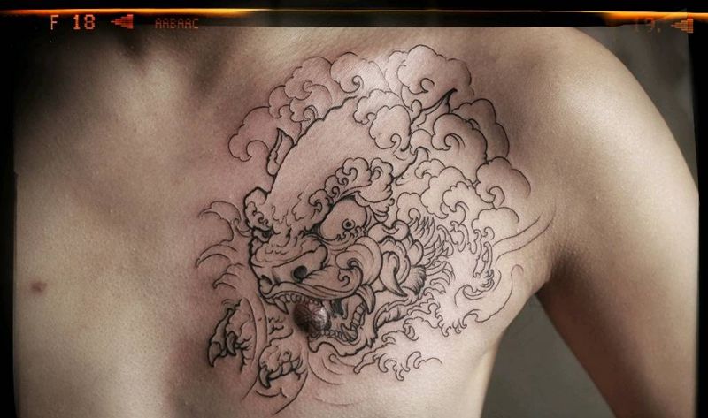 唐狮纹身图片_胸部传统习俗动物鬼神宗教原创成品纹身图案