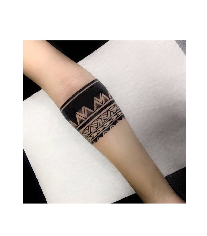 手环遮盖纹身图片