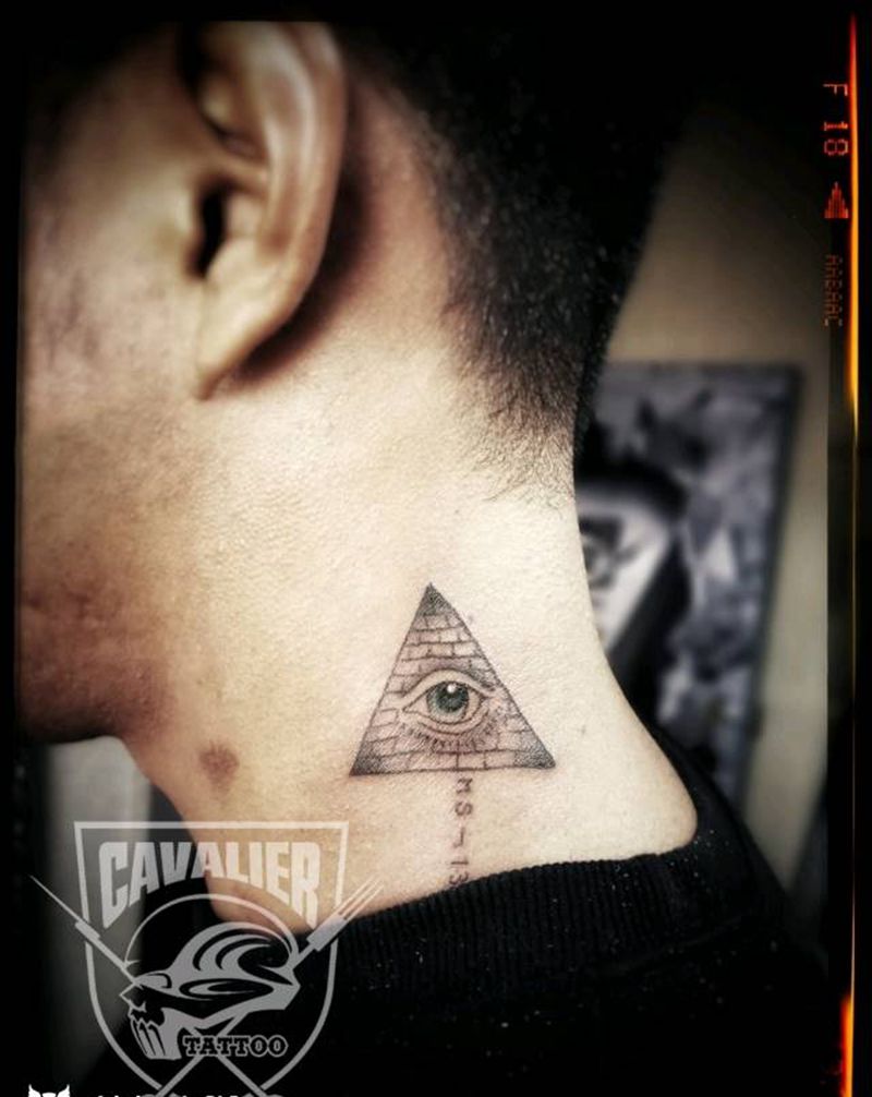全视之眼纹身图片_颈部欧美几何字符静物鬼神宗教成品纹身图案
