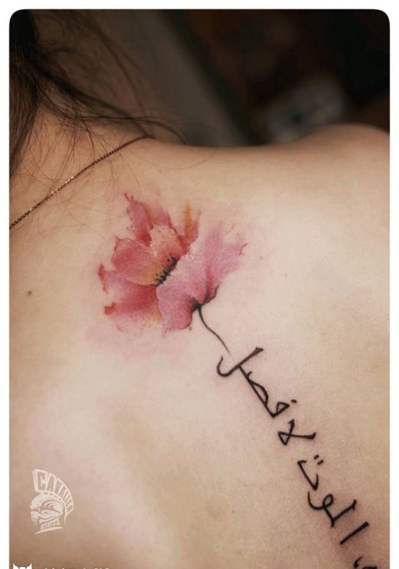 脊柱水彩纹身图片