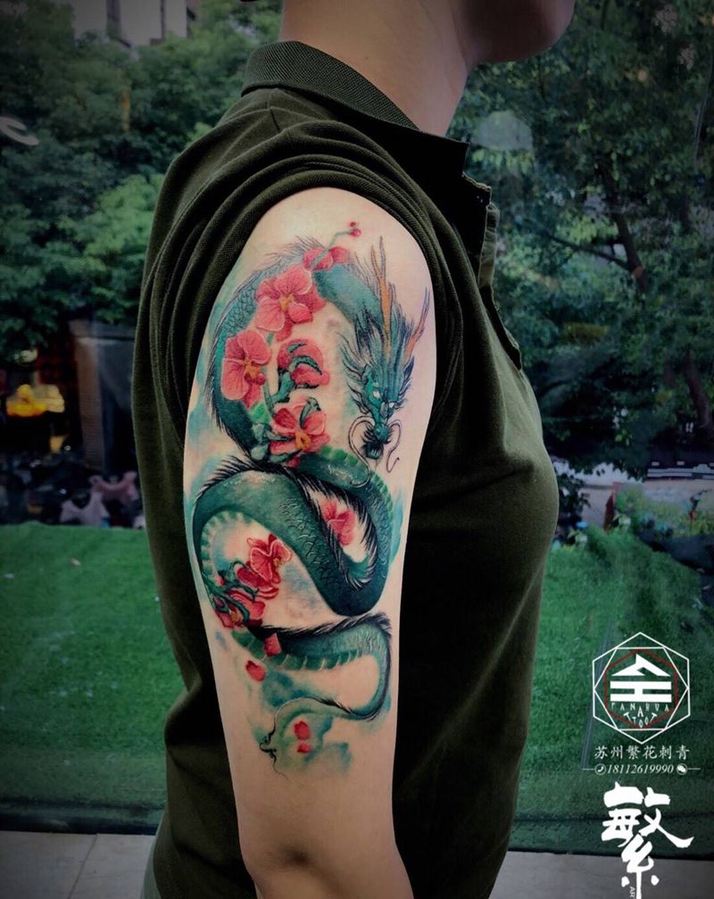 小青龙纹身图片