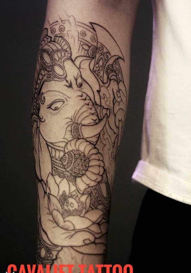 吉祥安康纹身图片_手臂新传统纹身图案