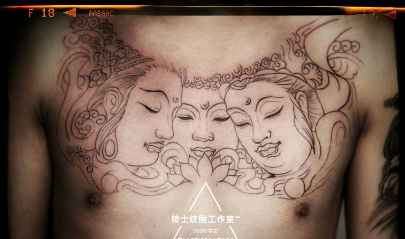 花胸纹身图片_胸部传统肖像人物宗教成品纹身图案