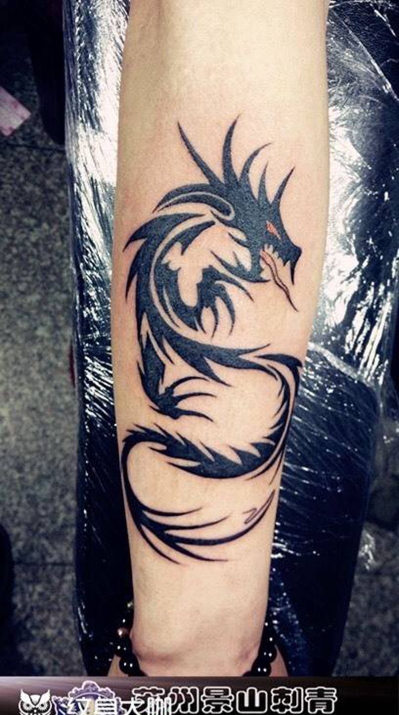 图腾龙纹身图片