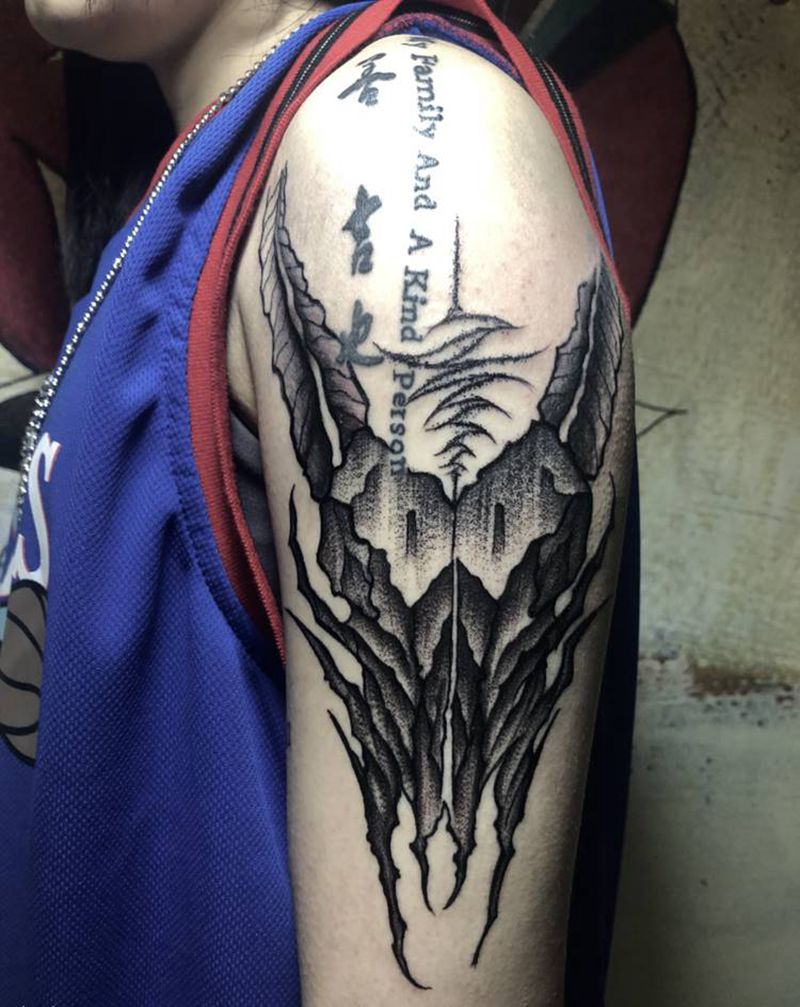 回家睡觉纹身图片_肩部纹身图案