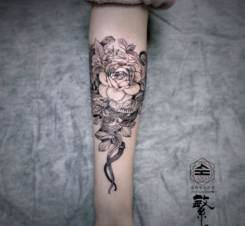 遮盖伤疤纹身图片_手臂纹身图案