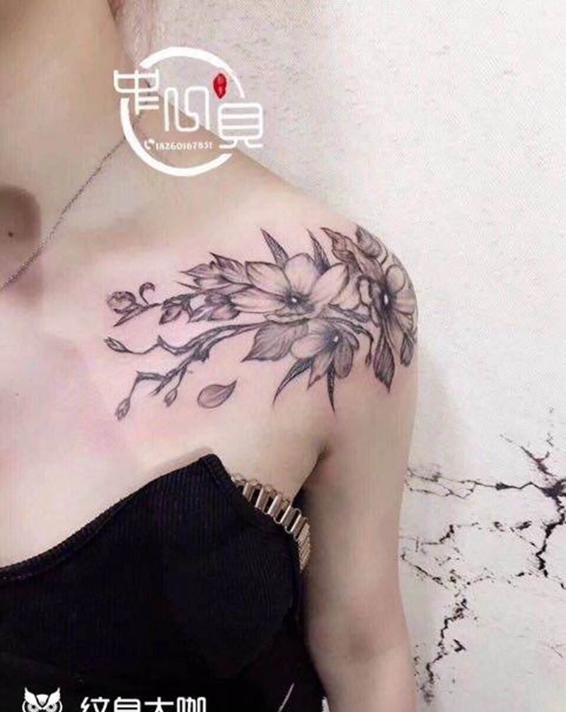 肩花纹身图片_肩部纹身图案